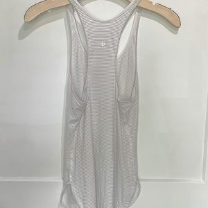 Lululemon Woman’s Tank Top M
